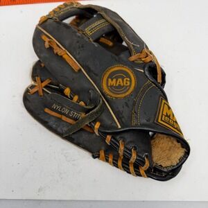 Vintage MAG Leaguer Baseball Glove Black Oil Tanned Leather Nylon Stitched Mitt‎